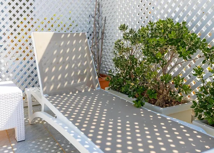 Отель Kymata 2*