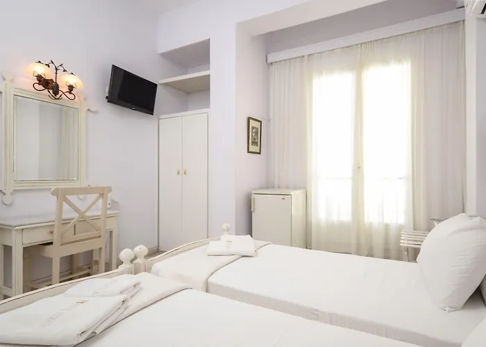 Kymata Отель Naxos City